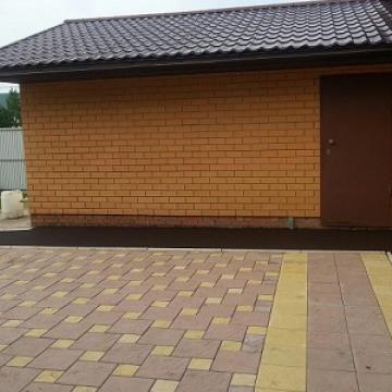 Покрытие дворовых территорий в загородных домах, дачах